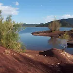 Nyaraló La Coustouline Lacoste