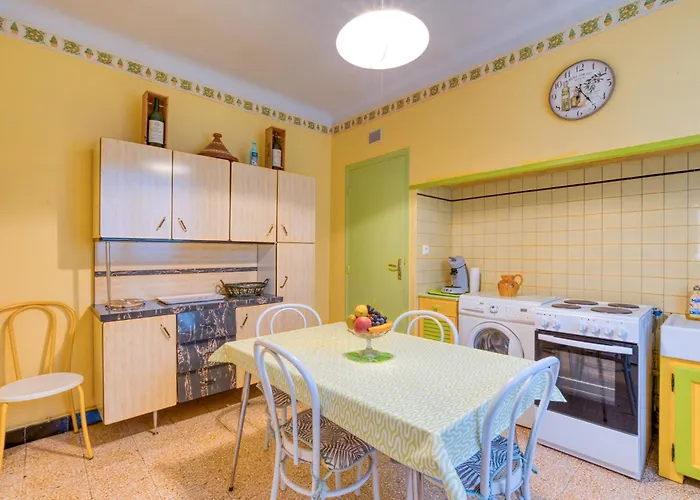 Semesterbostad La Coustouline