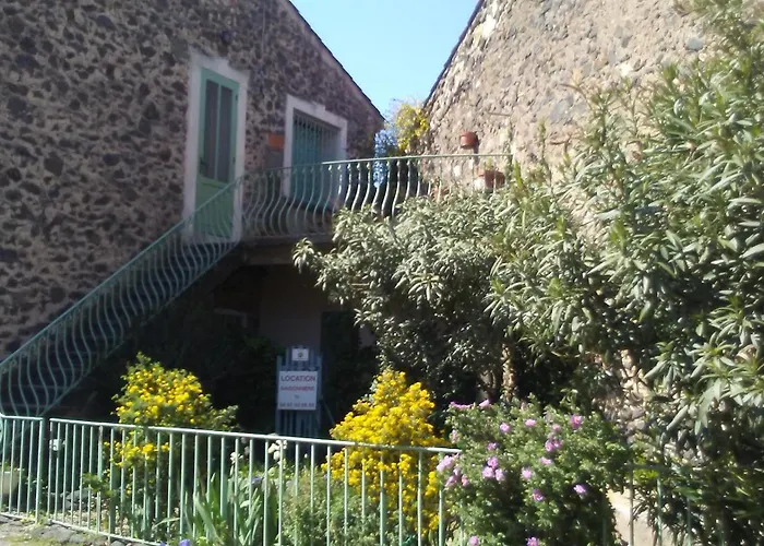 La Coustouline Semesterbostad